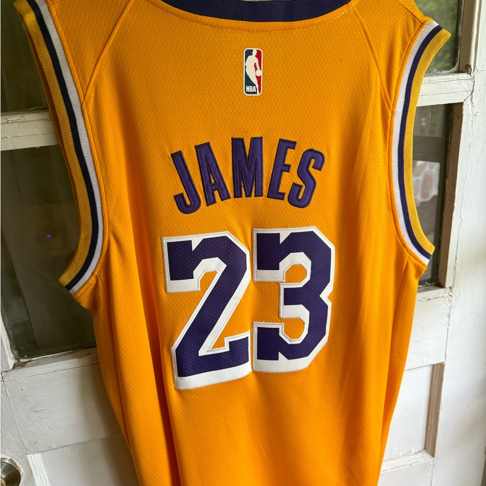 LeBron James Lakers Jersey #23 Nike NBA